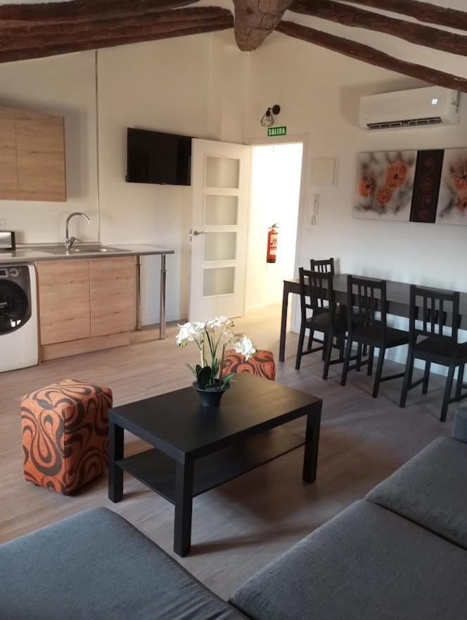 Apartamentos "El Balconico" Arguedas Dış mekan fotoğraf